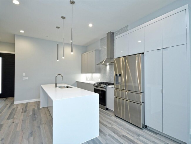 Building Photo - 2108 Tillery St