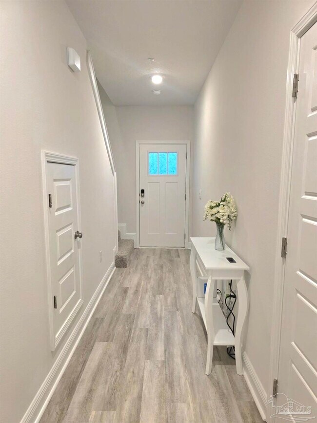 Foto del edificio - 710 Giese Ln