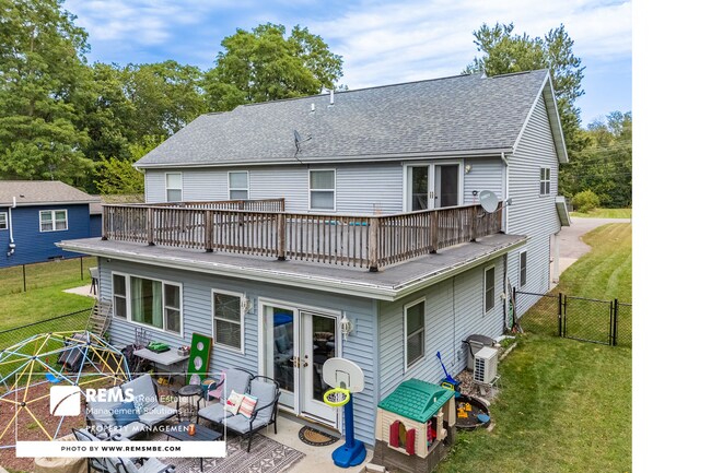 Foto del edificio - 815 Island Ct