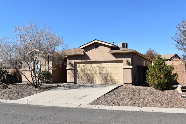 Building Photo - 1540 Essex Way