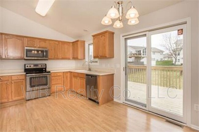 Foto del edificio - 4525 Waterford Dr