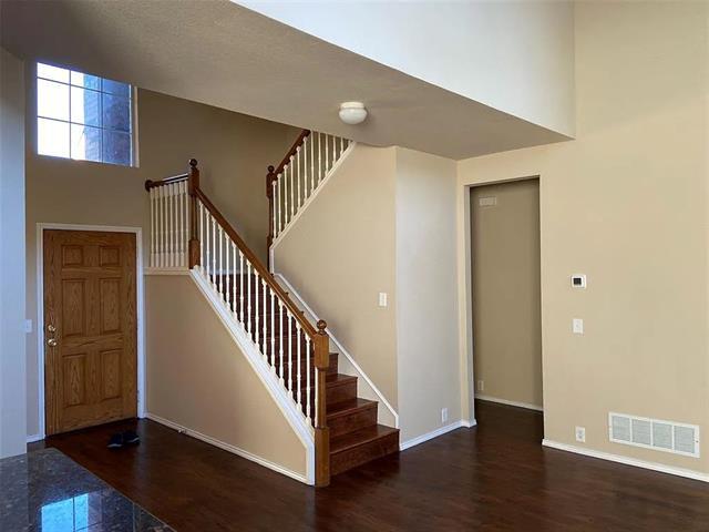 Building Photo - 2013 Trinity Ln