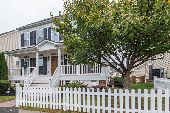 Building Photo - 2705 Mae Wade Ave