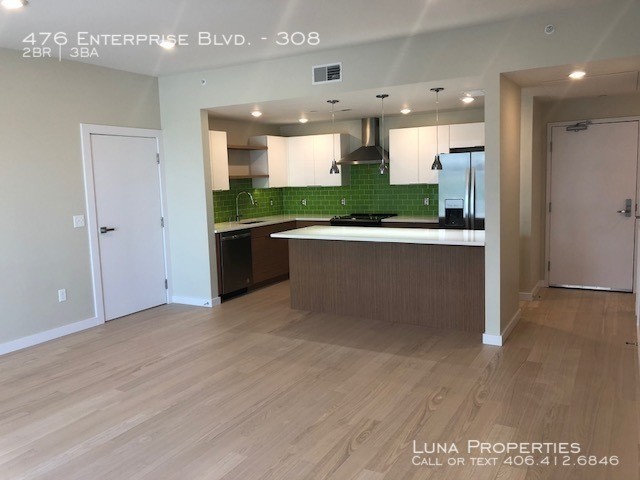 Foto del edificio - 476 Enterprise Blvd