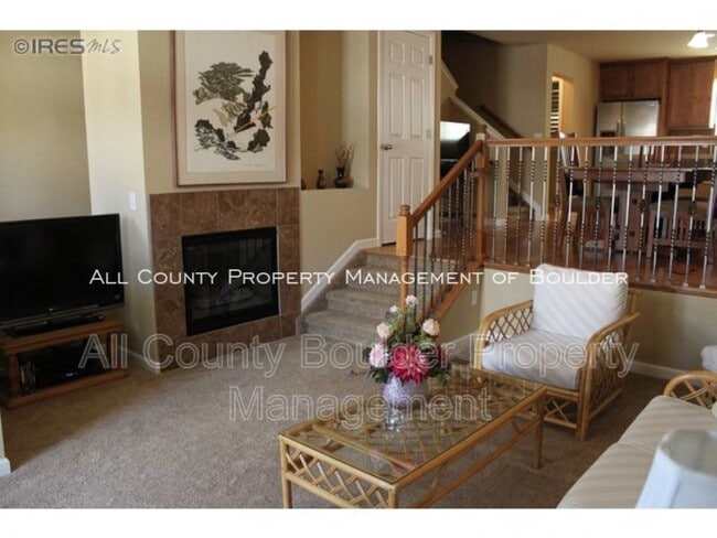 Building Photo - 1667 Venice Ln