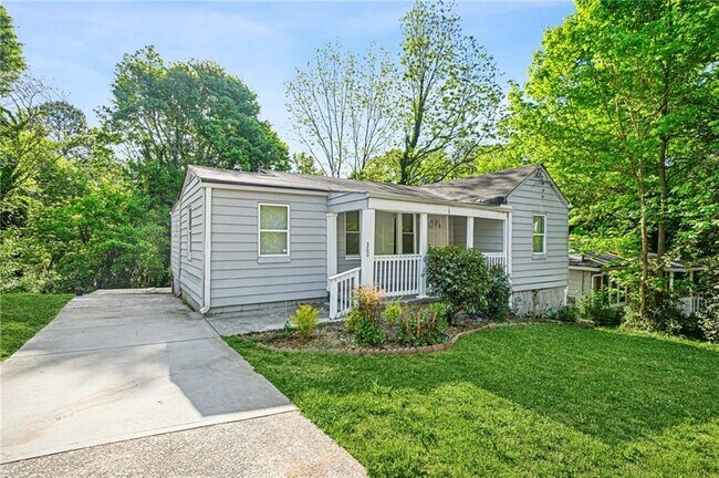 Building Photo - 360 Betsy Ave SW