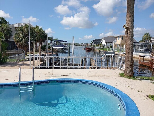 Foto del edificio - 5024 Miller Bayou Dr