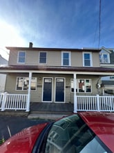 Building Photo - 518 Lytle St
