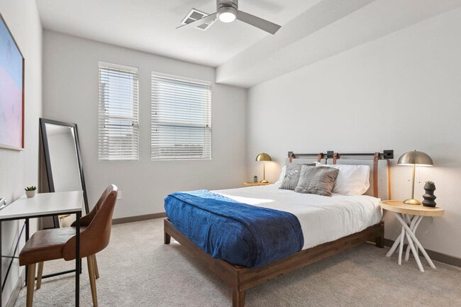 Building Photo - 400 N 2nd Ave