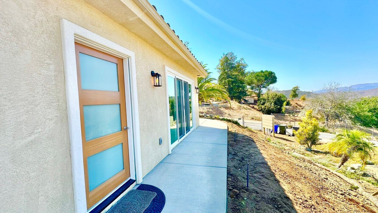 Primary Photo - Brand New Custom Construction ADU Guest Ho...
