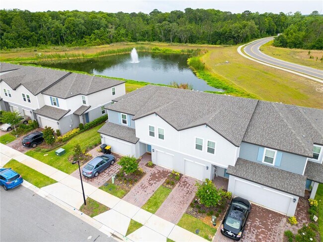 Building Photo - 720 Legacy Dr