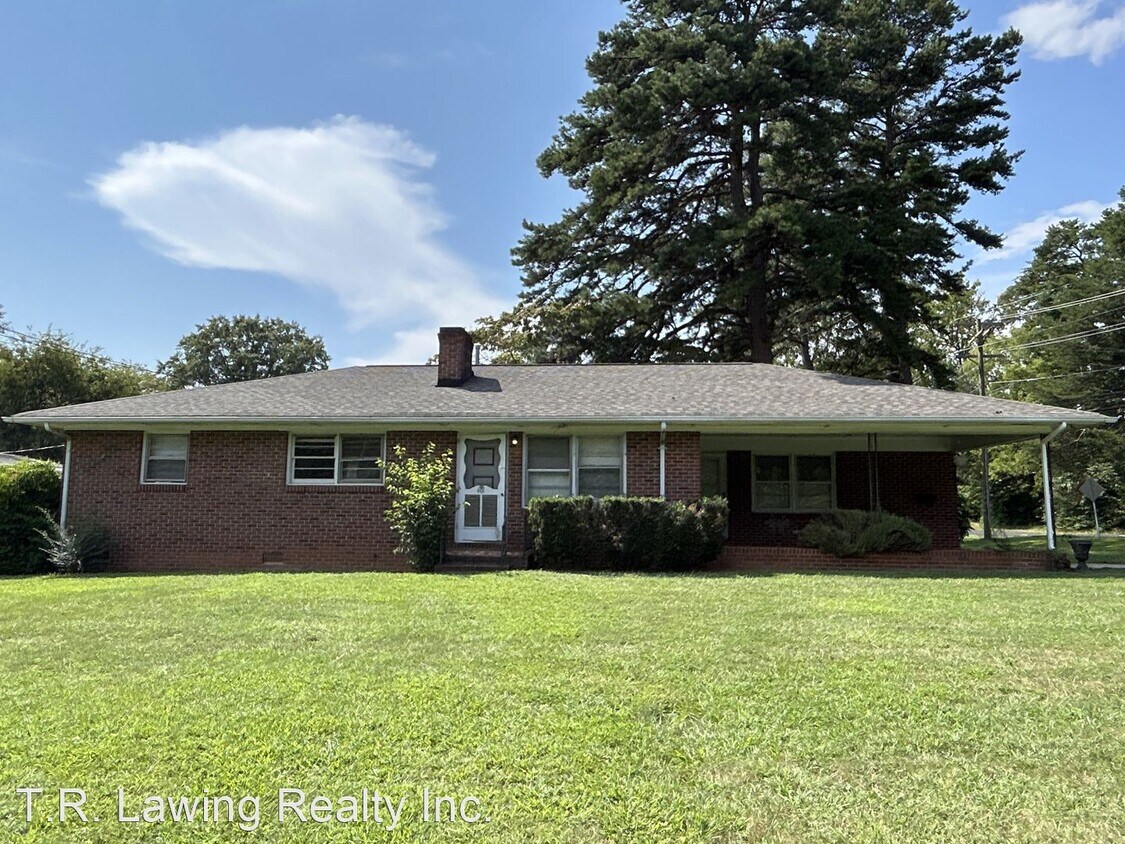 Primary Photo - 3 br, 1.5 bath House - 401 Jenny Street