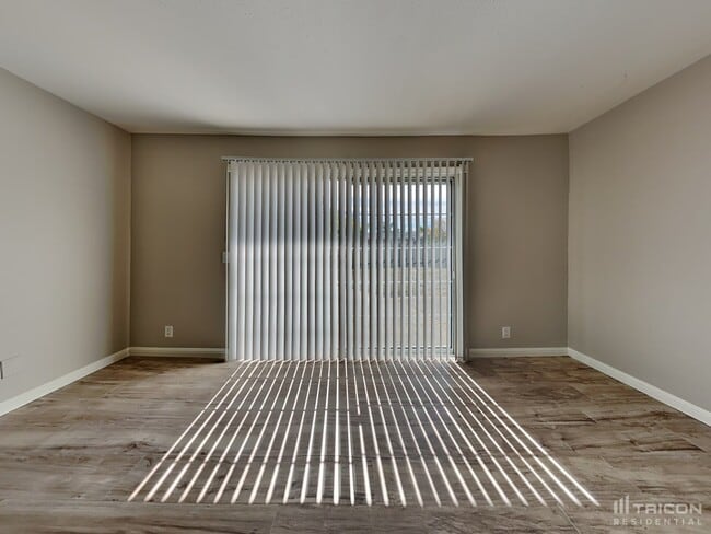 Foto del edificio - 1276 Alderwood Way