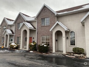 Building Photo - 865 N 500 W