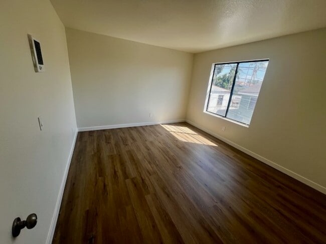 Building Photo - 4227 Fairmount Ave