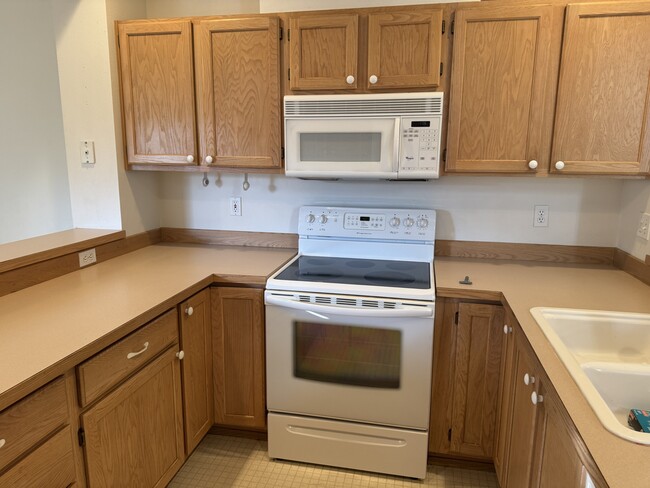Foto del edificio - 11634 Breckenridge Ln NW