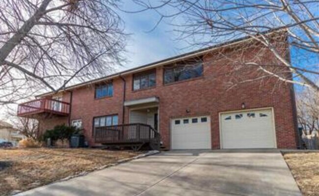 Foto del edificio - 5563 Canterbury Ln