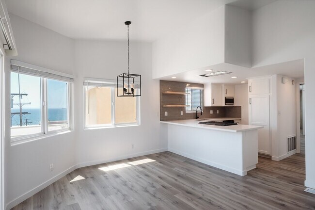 Foto del edificio - 215 Moonstone St