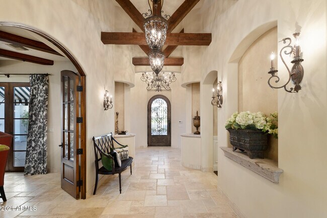 Foto del edificio - 6116 N 38th Pl