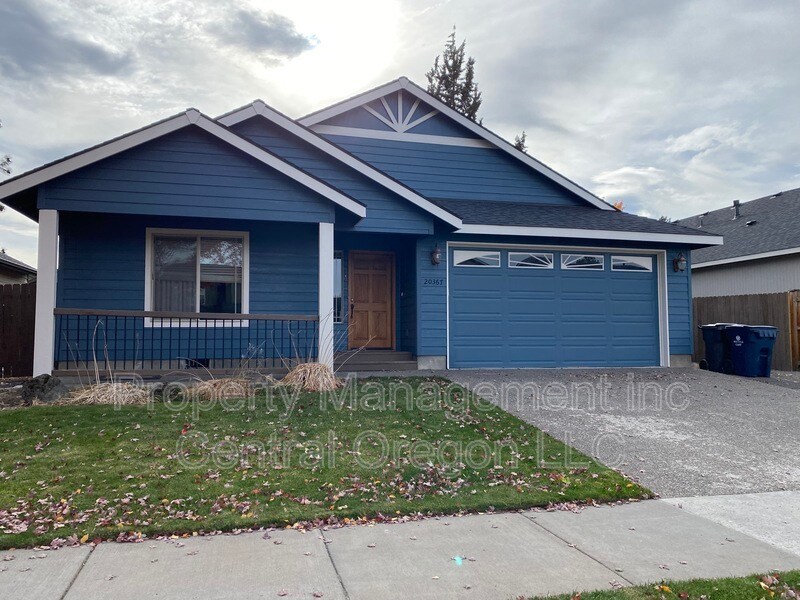 20367 SE Lois Way, Bend, OR 97702 House for Rent in Bend, OR