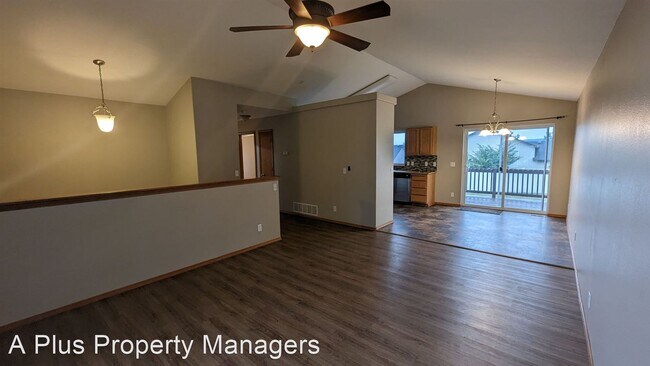 Building Photo - 4 br, 2 bath House - 2602 Cool Water Dr