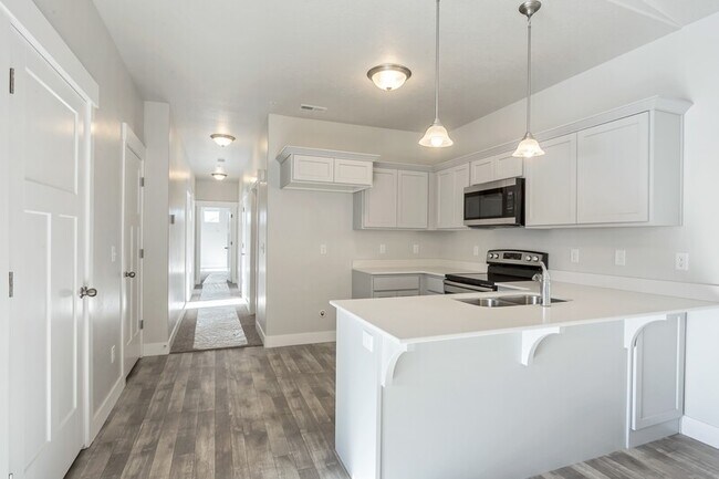 Building Photo - 14484 S Ronan Ln