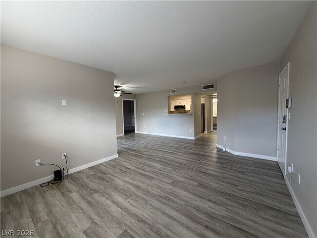 Building Photo - 1150 N Buffalo Dr