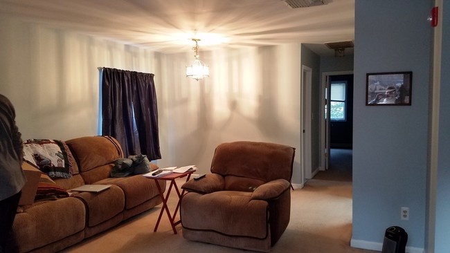 Unit B living room - 150 Washington St