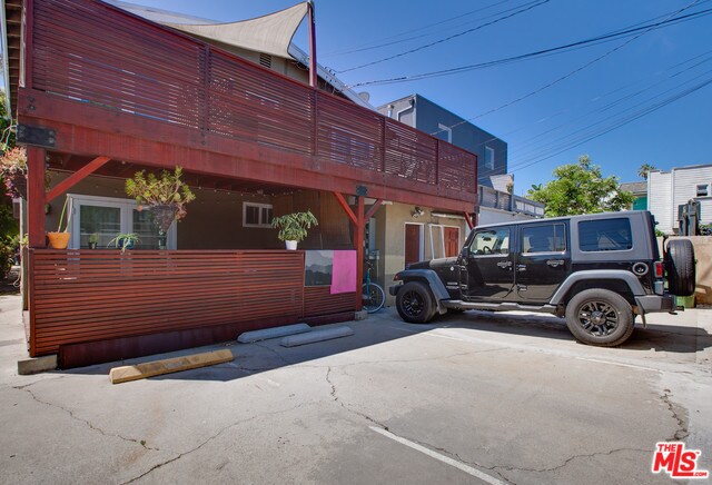 Building Photo - 565 Westminster Ave