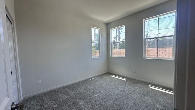 Building Photo - 102 Hudson