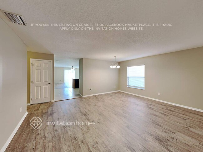 Foto del edificio - 30914 Temple Stand Ave