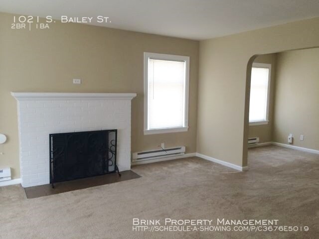 Building Photo - 1021 S Bailey St