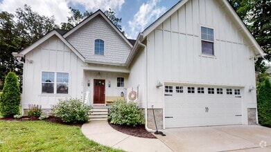 Building Photo - 7146 Pepper Tree Cir