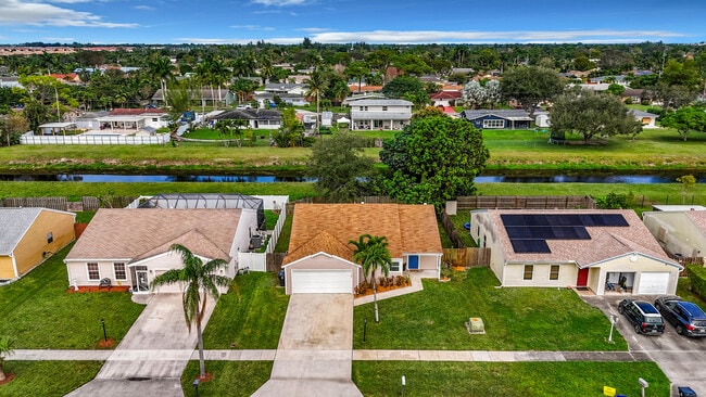 Building Photo - 7779 Canal Dr