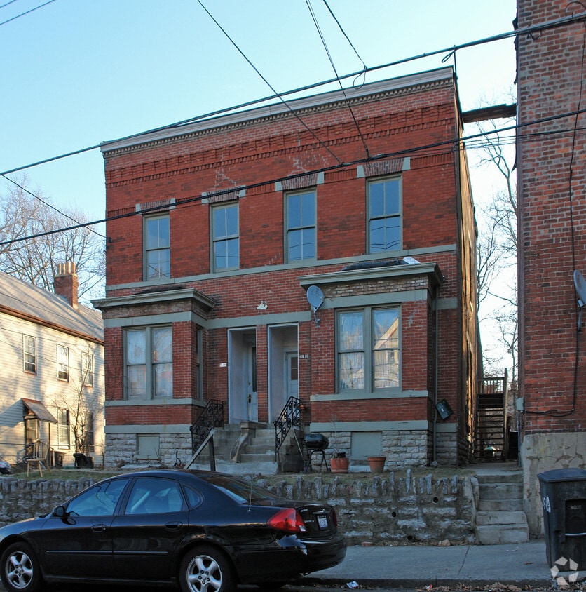 Building Photo - 2516-2518 Hemlock St