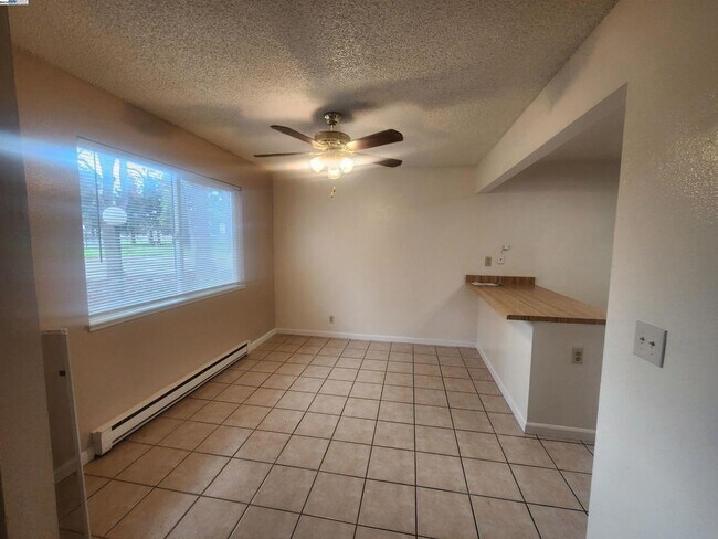 Foto del edificio - 27162 Tampa Ave