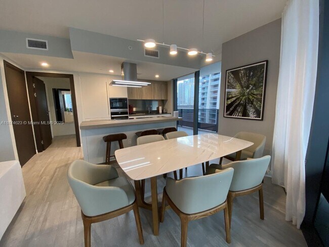 Foto del edificio - 1000 Brickell Plaza