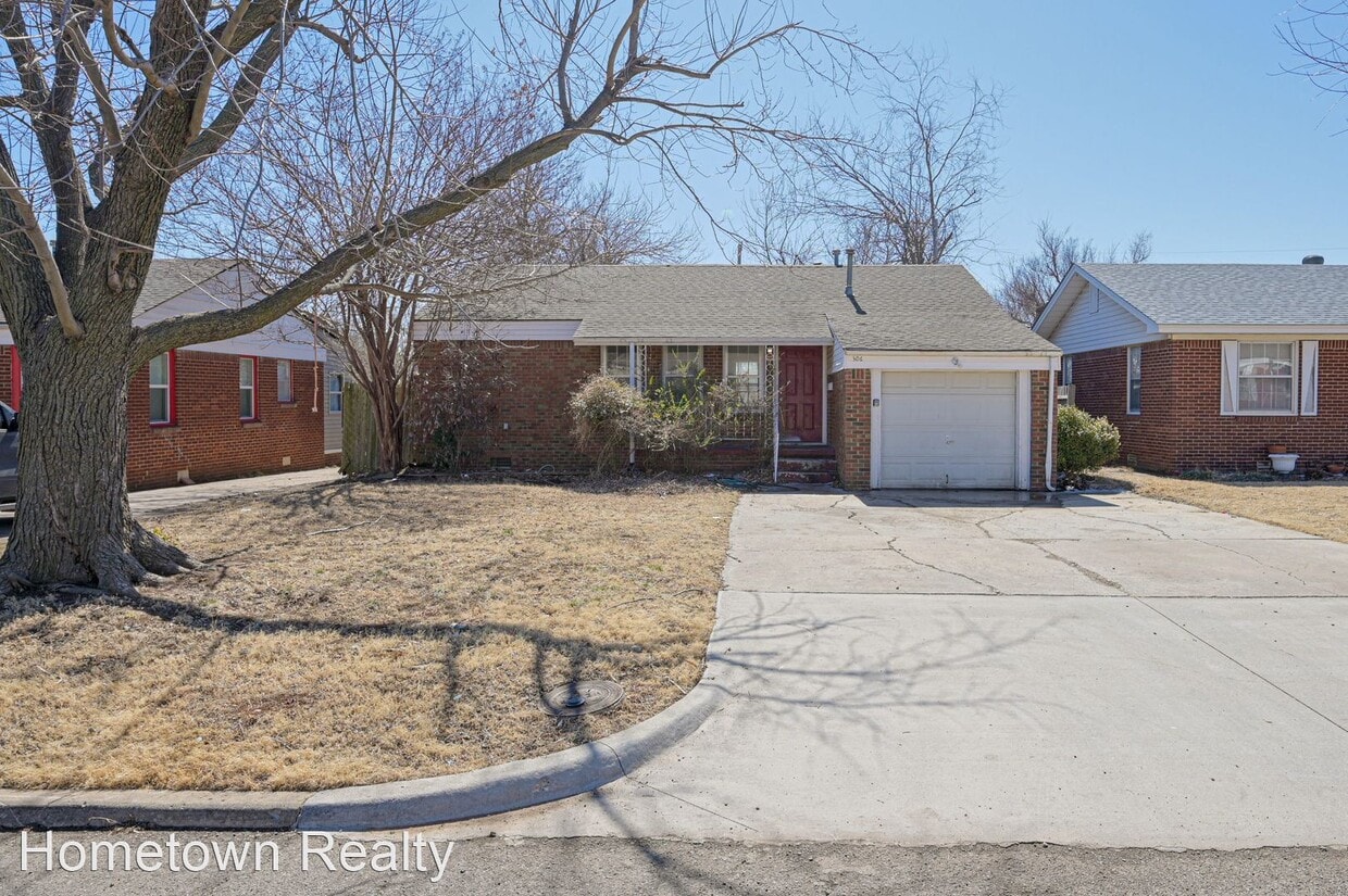 Primary Photo - 2 br, 1 bath House - 306 W Mimosa Drive