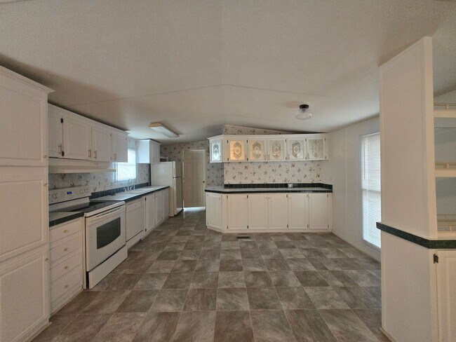 Foto del edificio - 2/2 Half Acre Mobile Home in Keystone Heights