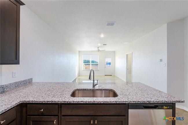 Foto del edificio - 3802 Pecan Hickory Trl