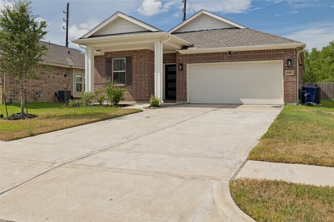 Building Photo - 4419 Bay Vista Dr