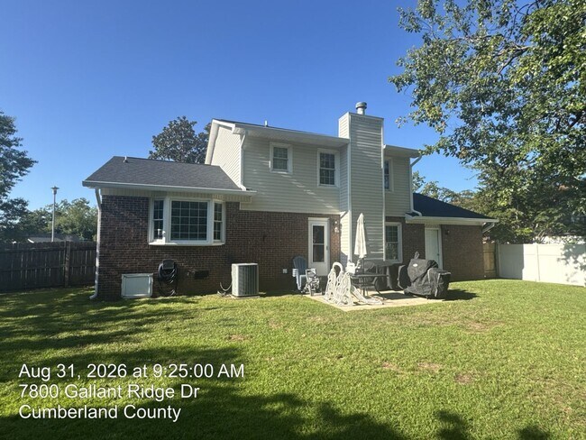 Foto del edificio - 7800 Gallant Ridge Dr