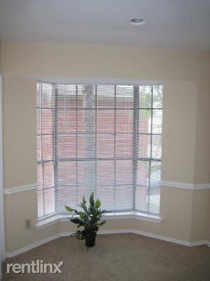 Foto del edificio - 700 Dunson Glen Dr