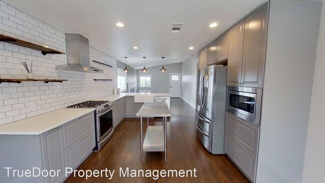 Building Photo - 3 br, 2 bath House - 22902 Via Octavo