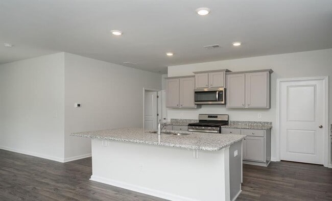 Building Photo - 568 Turpentine Trl