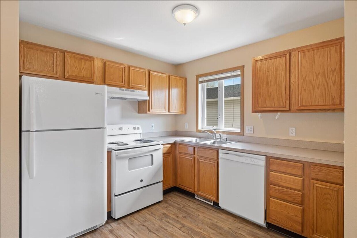 Primary Photo - $1295- 2 Bed/ 1 Bath Single Family Home in...