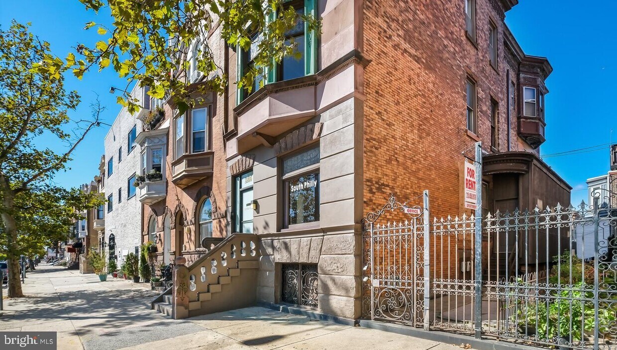 Foto principal - 2206 S Broad St