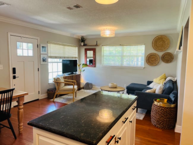 Photo - 3607 S Waverly Pl House