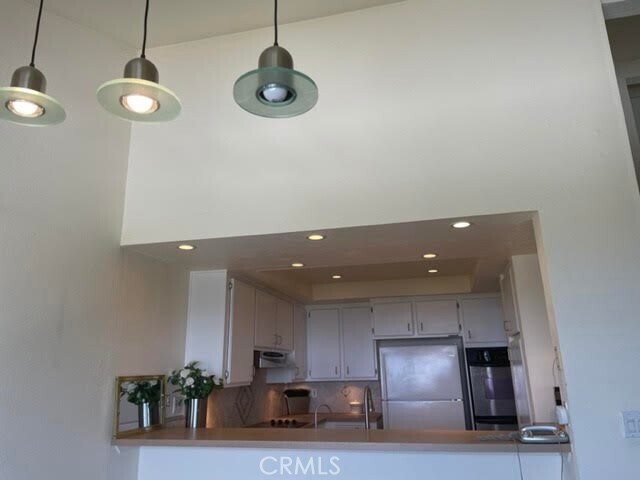 Foto del edificio - 5987 Peacock Ridge Rd