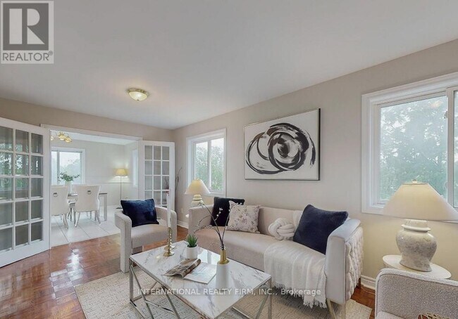 Photo du bâtiment - 6 English St